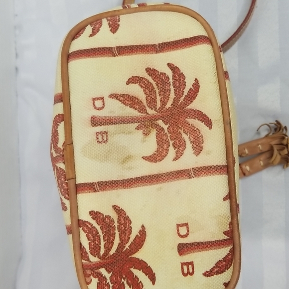 DOONEY & BOURKE SMALL LEATHER CINCH TOP BUCKET BAG WITH PALM TREES (RARE FIND ) - Picture 9 of 9